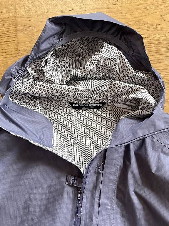 Salomon Vestes: Salomon Laufjacke Regenjacke – D'occasion à Rüti ZH par Rentro_90 2