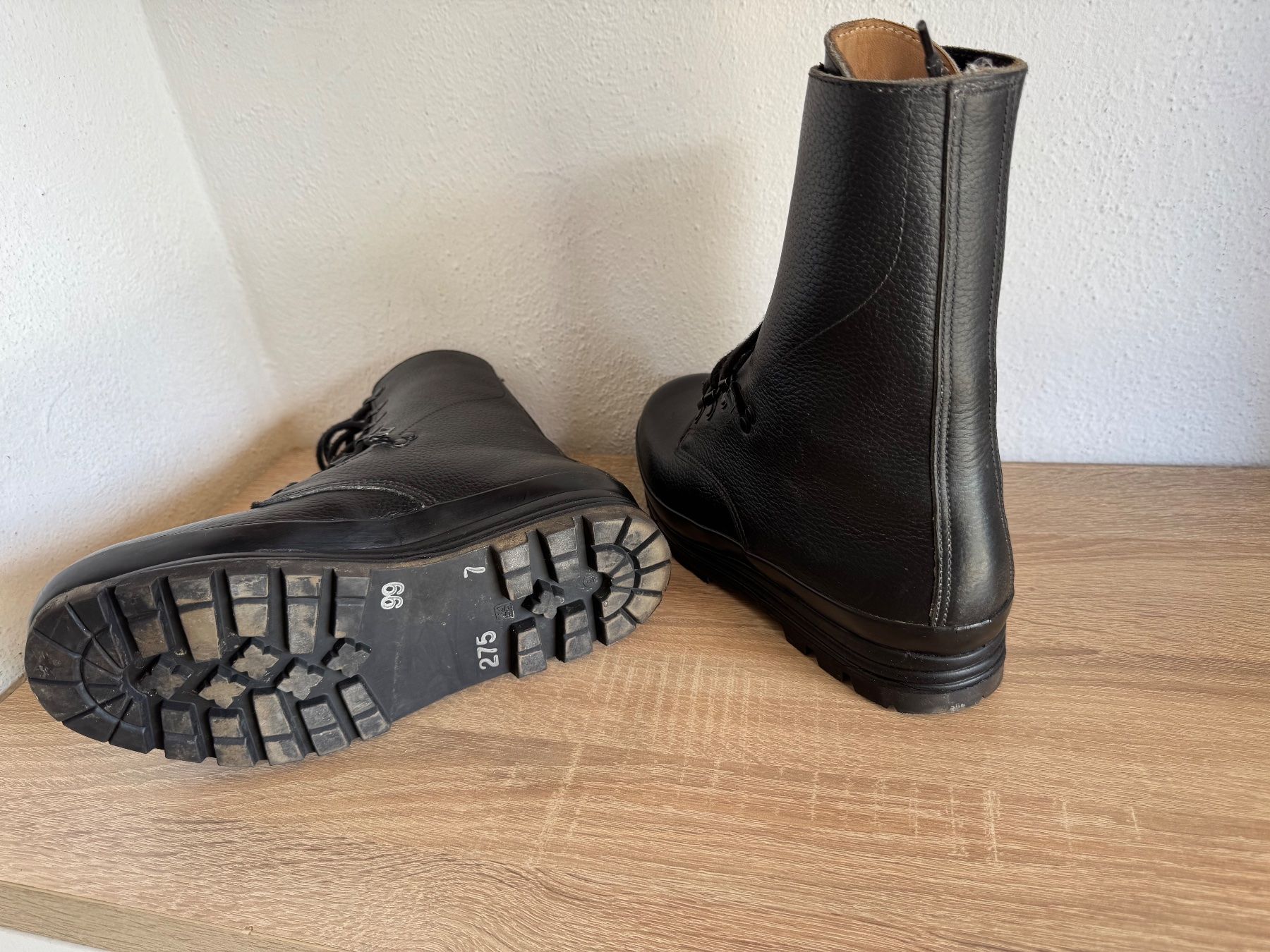 Minerva Scarpe da uomo: Schweizer Militär Stiefel Gr 42 – Nuovo (secondo la descrizione) da Frauenfeld venduto da max11116 3
