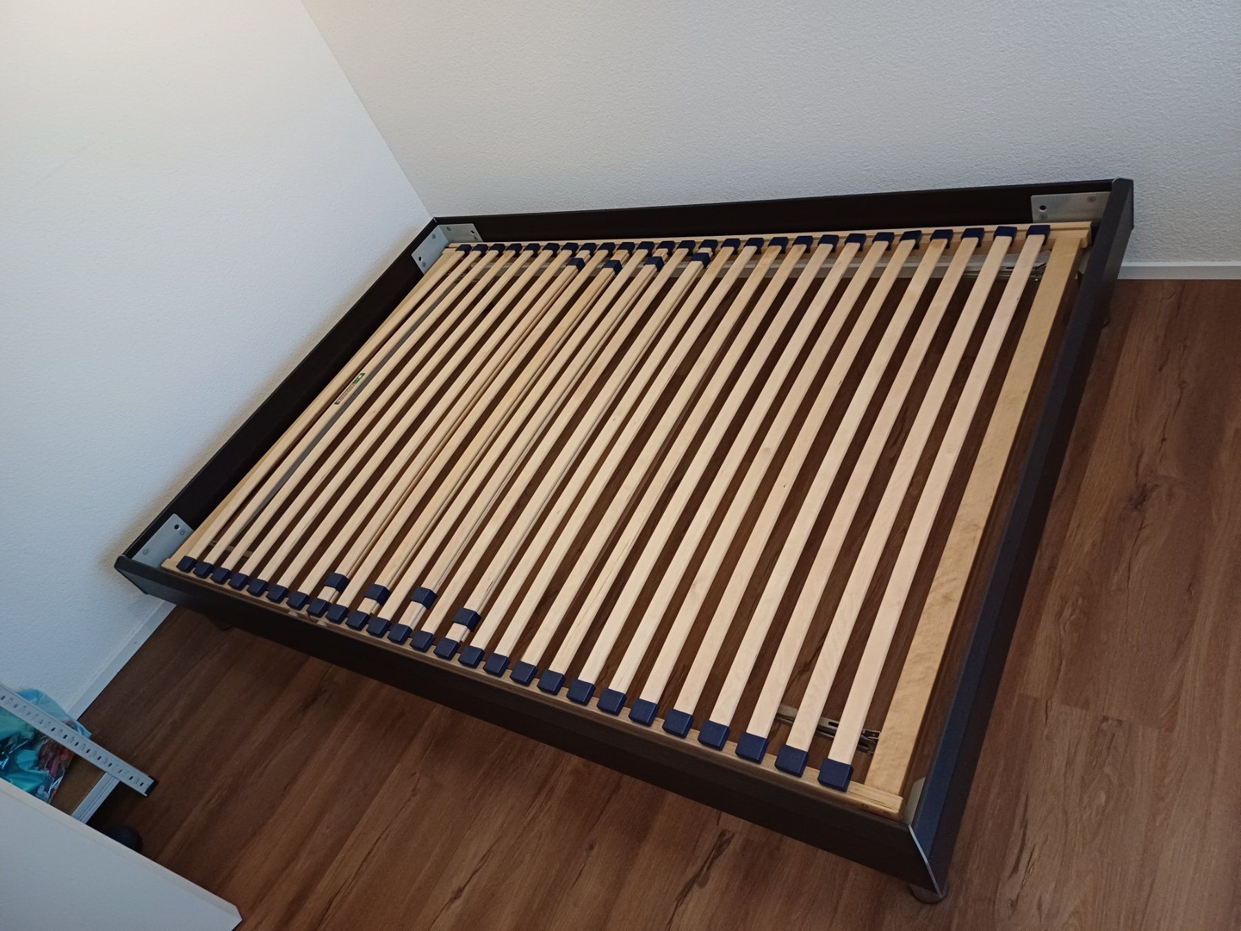 Letti: Bett 140x200cm mit Lattenrost – Usato da Reiden venduto da Stifi87 5
