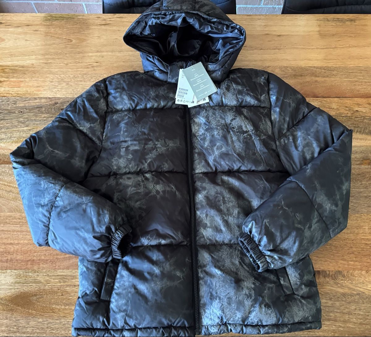 H&M Giacche & Cappotti: Neue H&M Winterjacke Gr.164 – Usato da Oberdorf SO venduto da sa-na