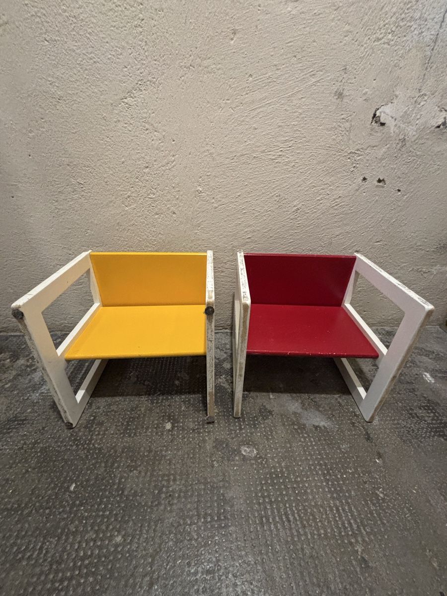 Stühle: Kinderstühle oder Tische – Gebraucht aus Basel von Rose9917