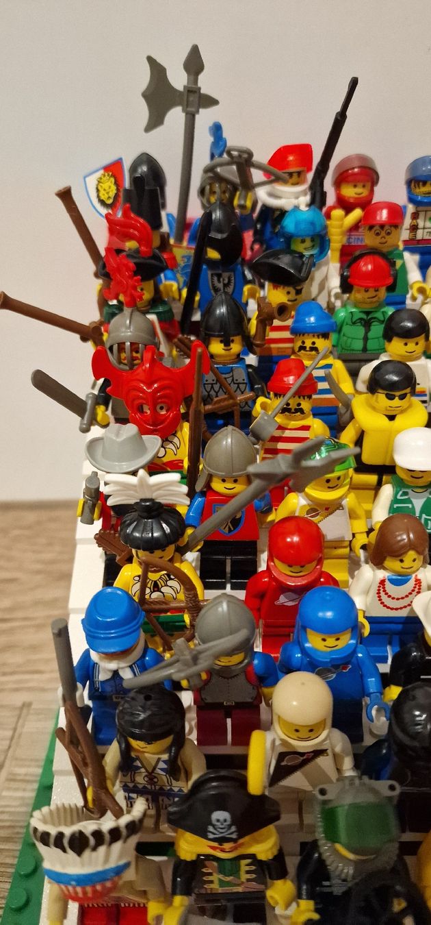 Lego Jeux de construction: LEGO Minifiguren Einzeln – D'occasion à Roggliswil par Bluro90 2