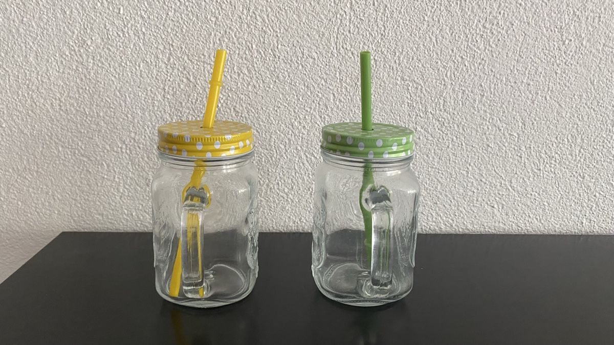 Gläser: 2 Gläser mit Deckel und Trinkhalm Trinkglas Einmachen – Gebraucht aus Hochwald von _biene_ 1