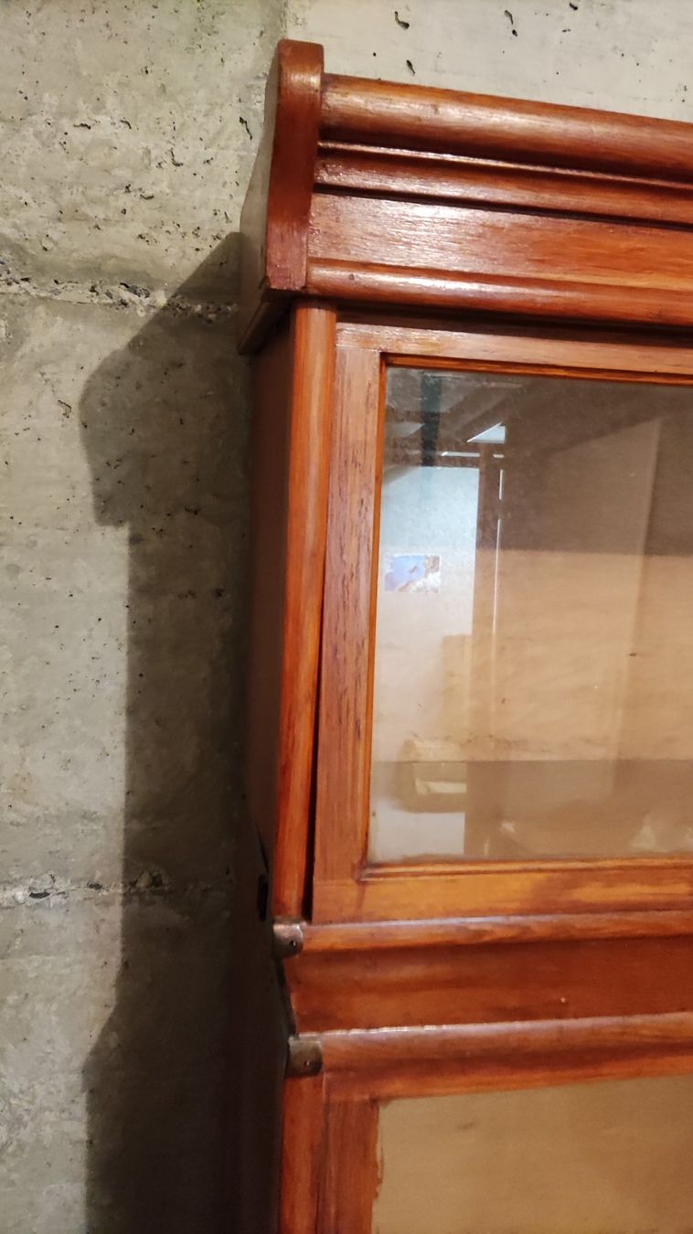 Vetrine: Bibliothèque vitrine d'avocat – Usato da Orbe venduto da ecilea 3