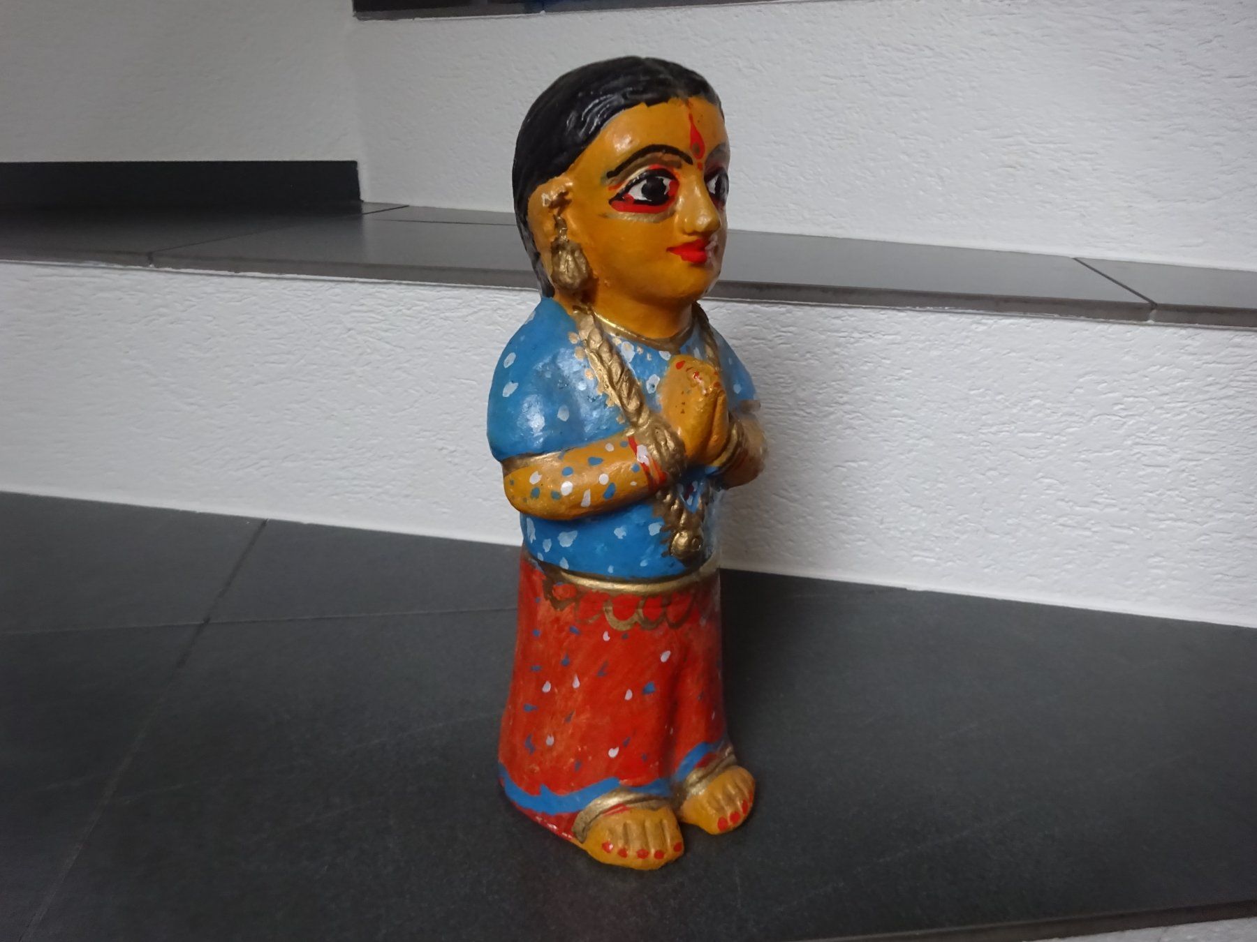 Sculture & Statue: Vintage Tonfigur Indien Heilige – Usato da Esslingen venduto da eintagammeer 1