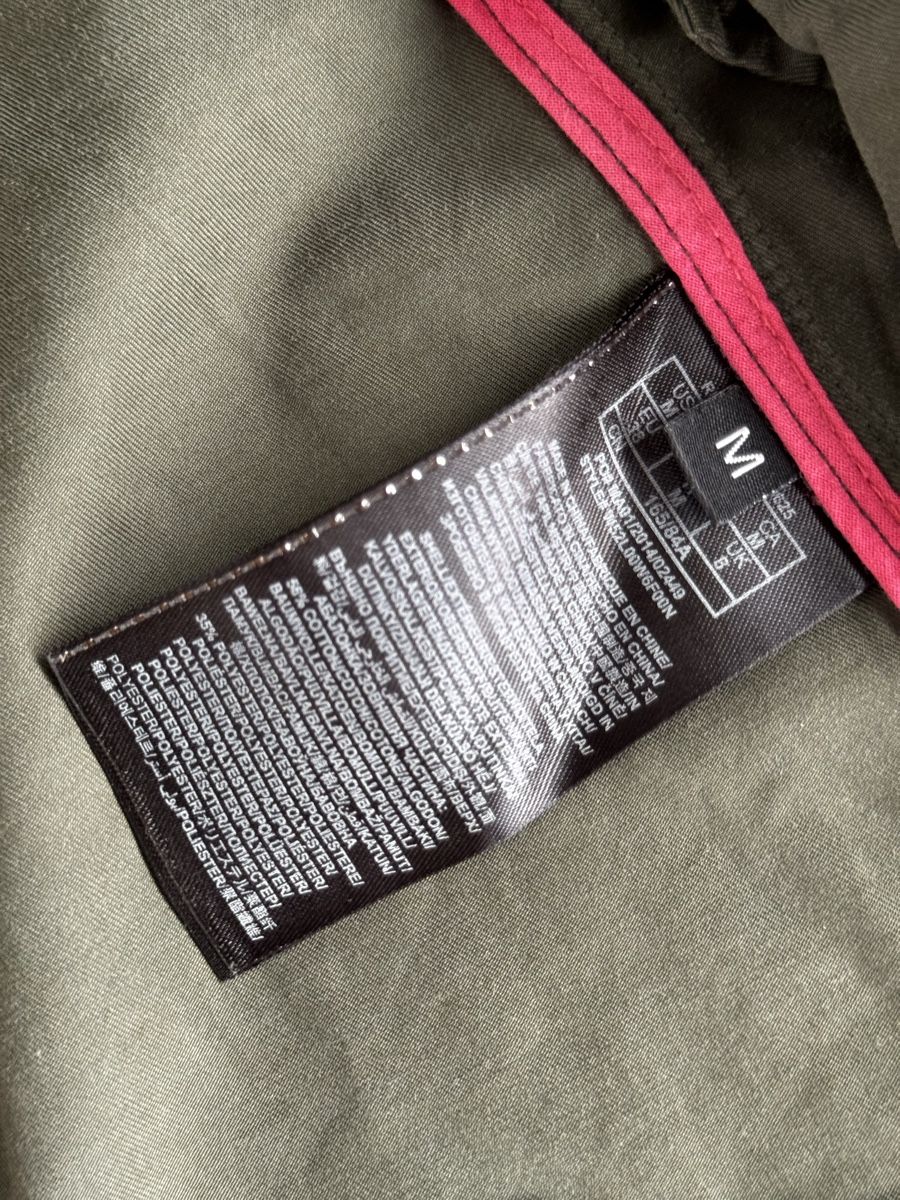 Guess Giacche: Guess Übergangsjacke Parka Gr. M – Usato da Goldau venduto da mira221 9