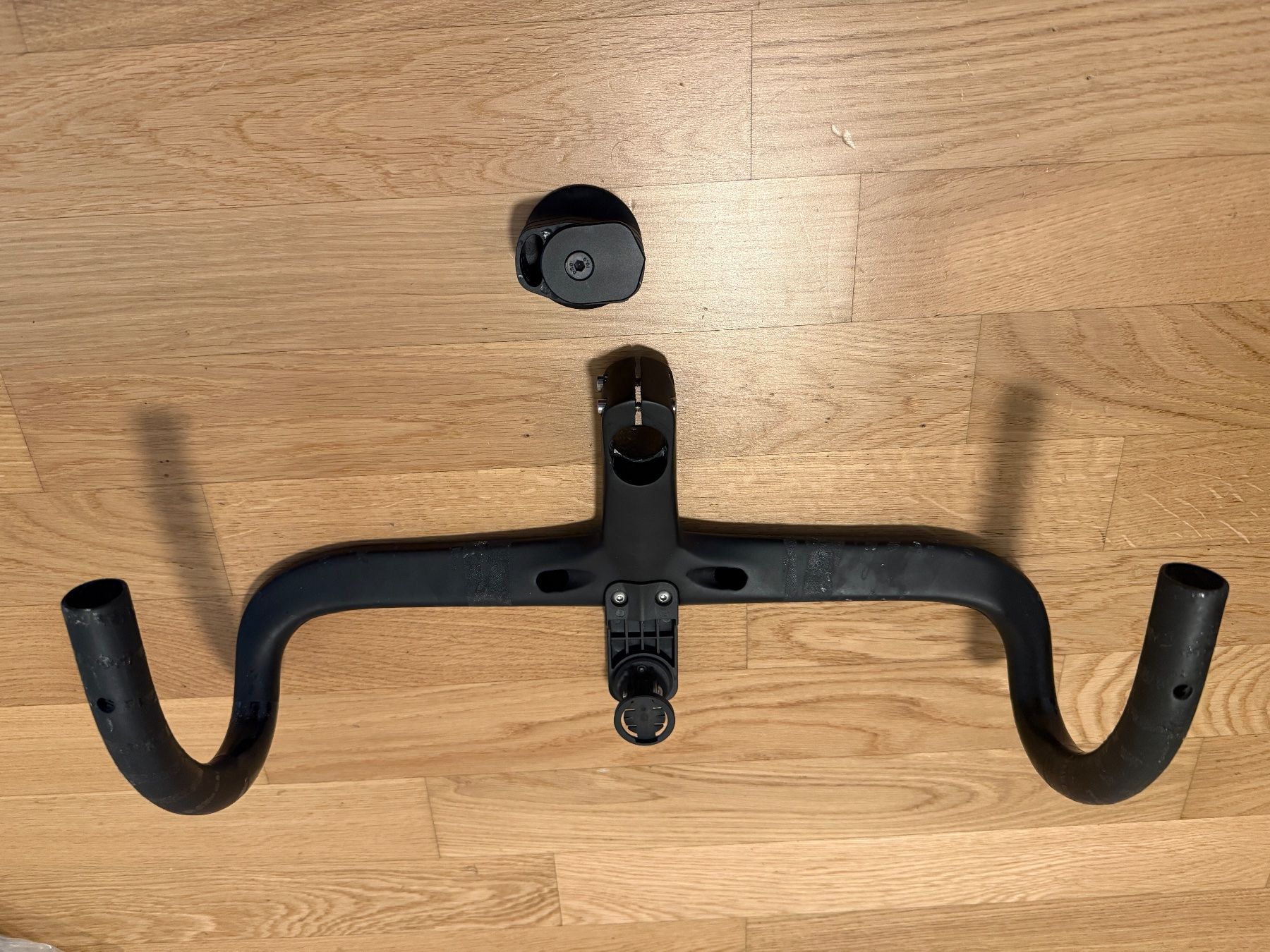 Pezzi di ricambio: KOCEVLO T800 Carbon Cockpit 420x100 – Usato da Zürich venduto da ChrWal 1
