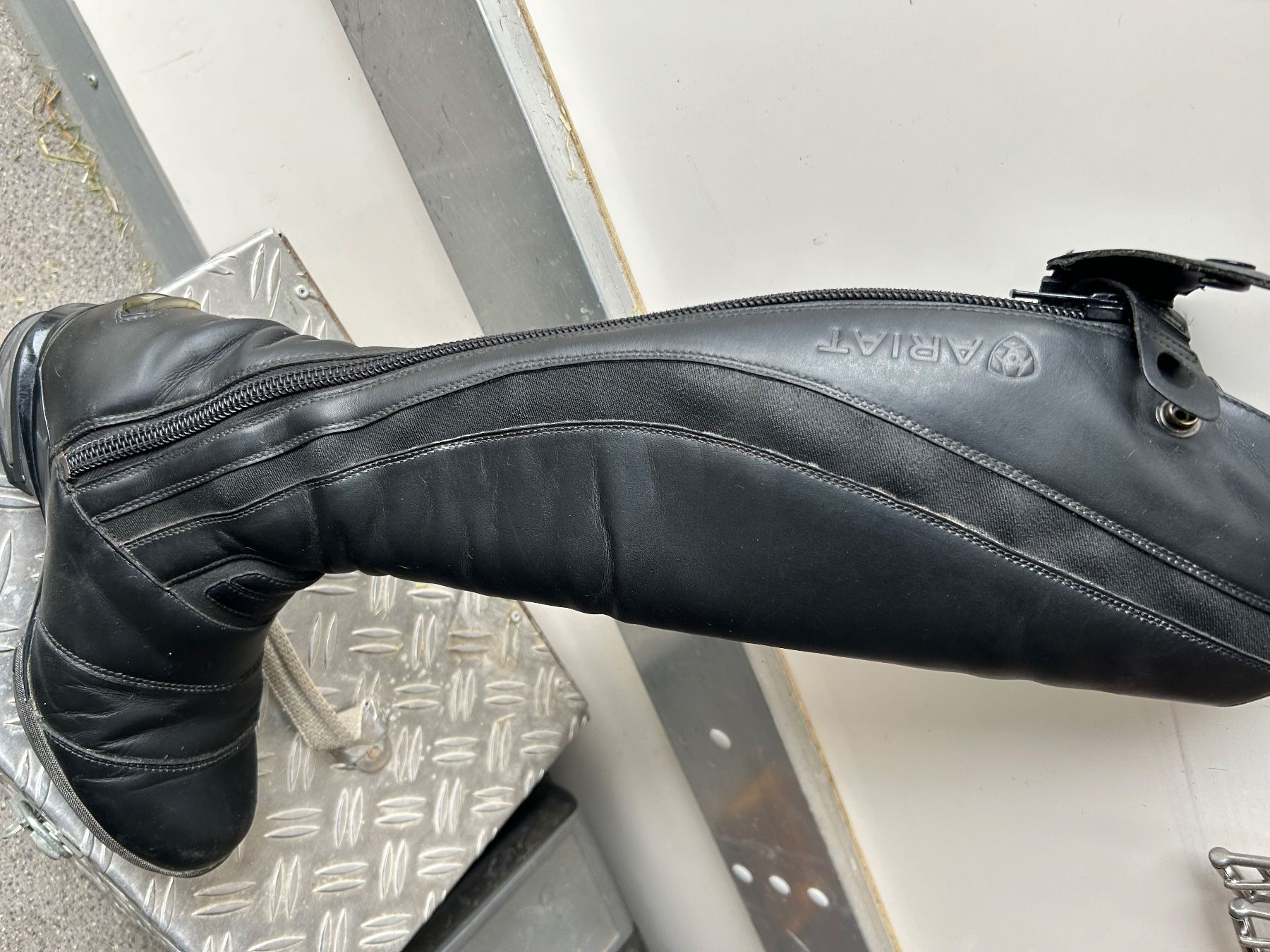 Damenschuhe: Reitstiefel – Gebraucht aus Tägerig von paliefarie 1