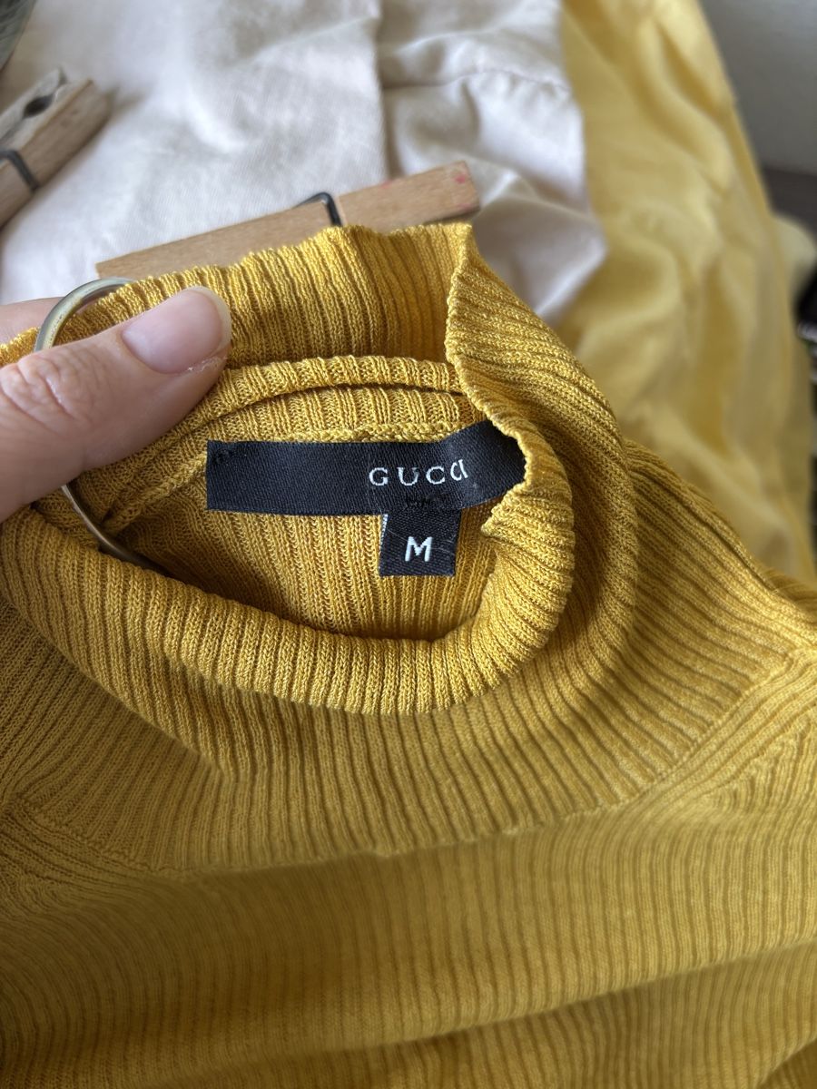 Gucci Tops: Pull Gucci 100% soie M – D'occasion à St-Saphorin-Lavaux par selb94 1