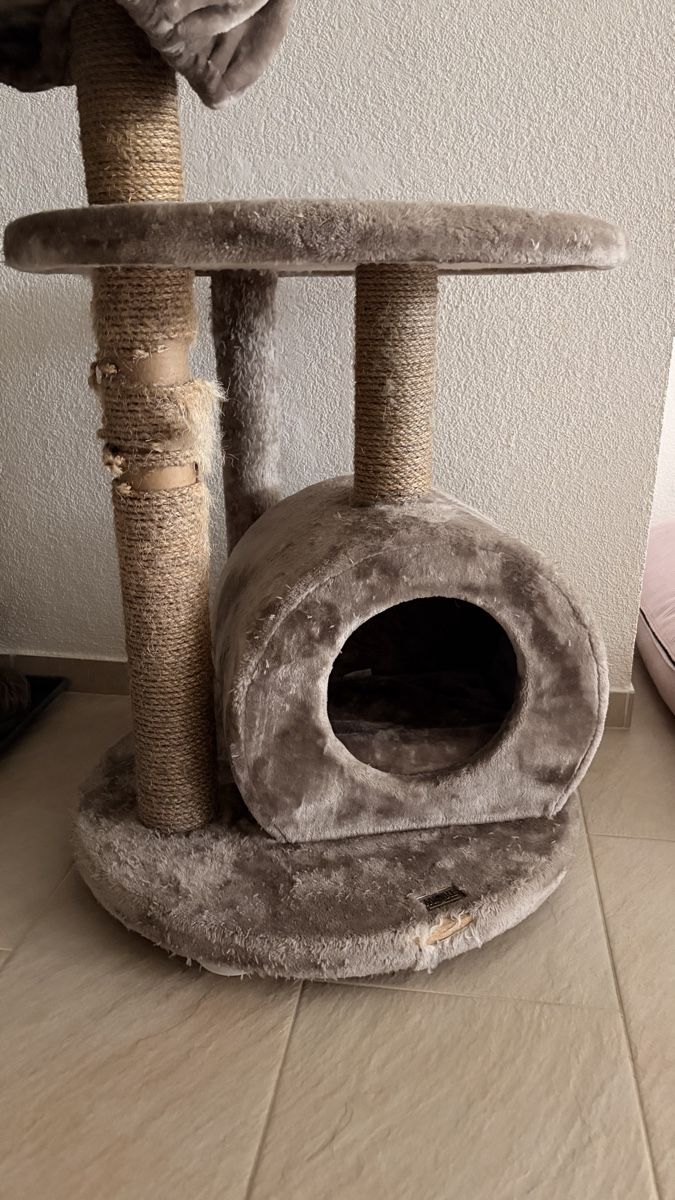 Tiragraffi: Katzenbaum – Usato da Dällikon venduto da tat_z9r7 2