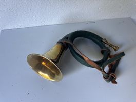 Jagdhorn Fürst-Pless Messing grün guter Zustand