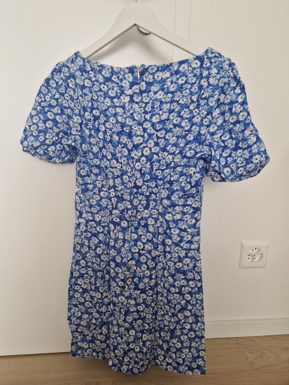 Kookai Robes: Kookaï  minidress Gardenia – D'occasion à Corminboeuf par Coraliebrsd 2