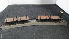 48841 Drehschemelwagen mit Holzladung Spur H0