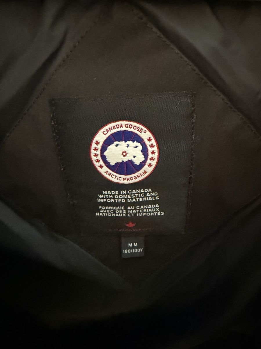 Canada Goose Giacche: Canada Goose Winterjacke Gr. M – Usato da Schönenwerd venduto da lck_l2cj 4