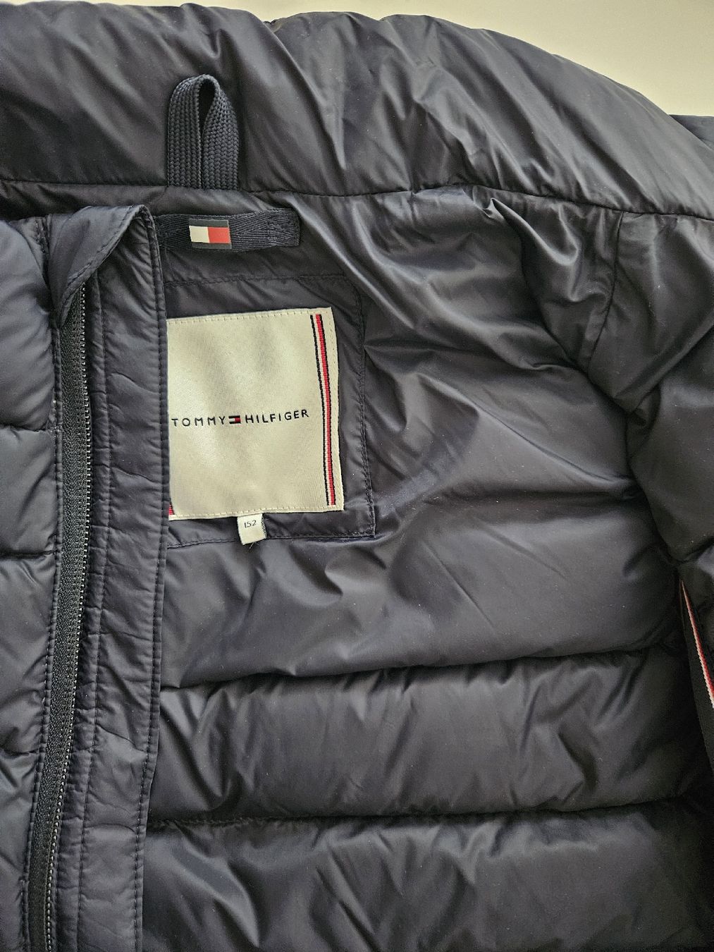 Tommy Hilfiger Altro abbigliamento per bambino: Tommy Hilfiger Gilet – Nuovo (secondo la descrizione) da Wilen b. Wollerau venduto da desi1327 2