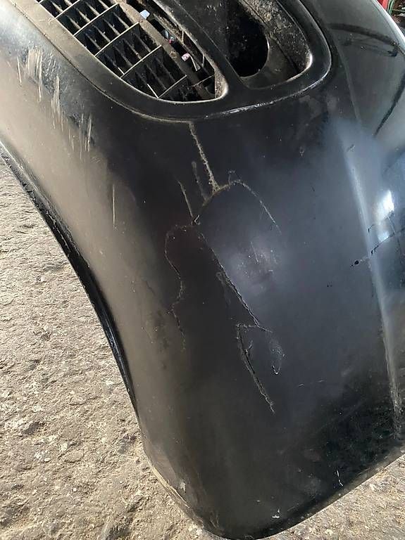 Tutti pezzi di ricambio auto: AUDI S4 b5 Frontstossstange  – Usato da Oetwil am See venduto da CarParts 4