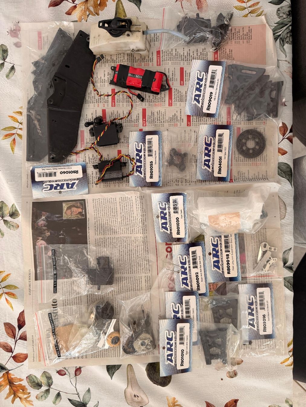 RC Kits de montage: 1/8 Modellauto ARC 8/2 – D'occasion à Minusio par andyhonda1979 8