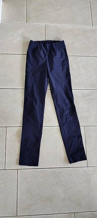 Pantaloni: Office Hosen, dunkelblau, Gr. 34 – Usato da Bülach venduto da Surbetone 2