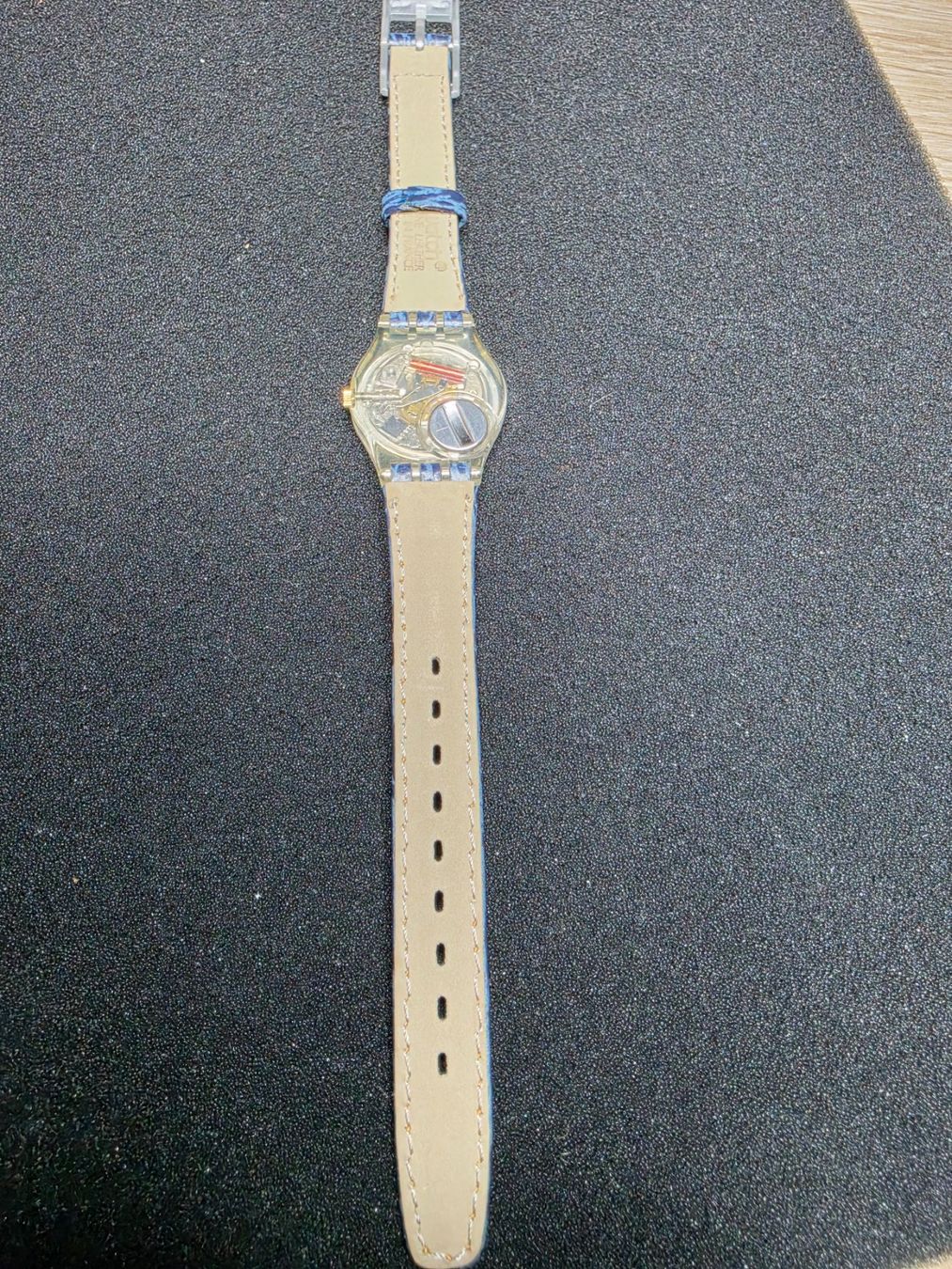 Swatch Orologi: Swatch Lady BLEACHED LK139 SELTEN 25mm – Nuovo e nell'imballaggio originale da Bülach venduto da TimeDealsNow 9
