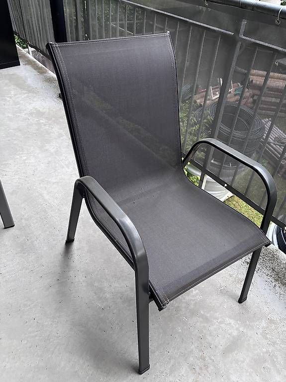 Set di tavolo e panche: Tisch mit 4 Stühlen – Usato da Baden venduto da hijo79 4