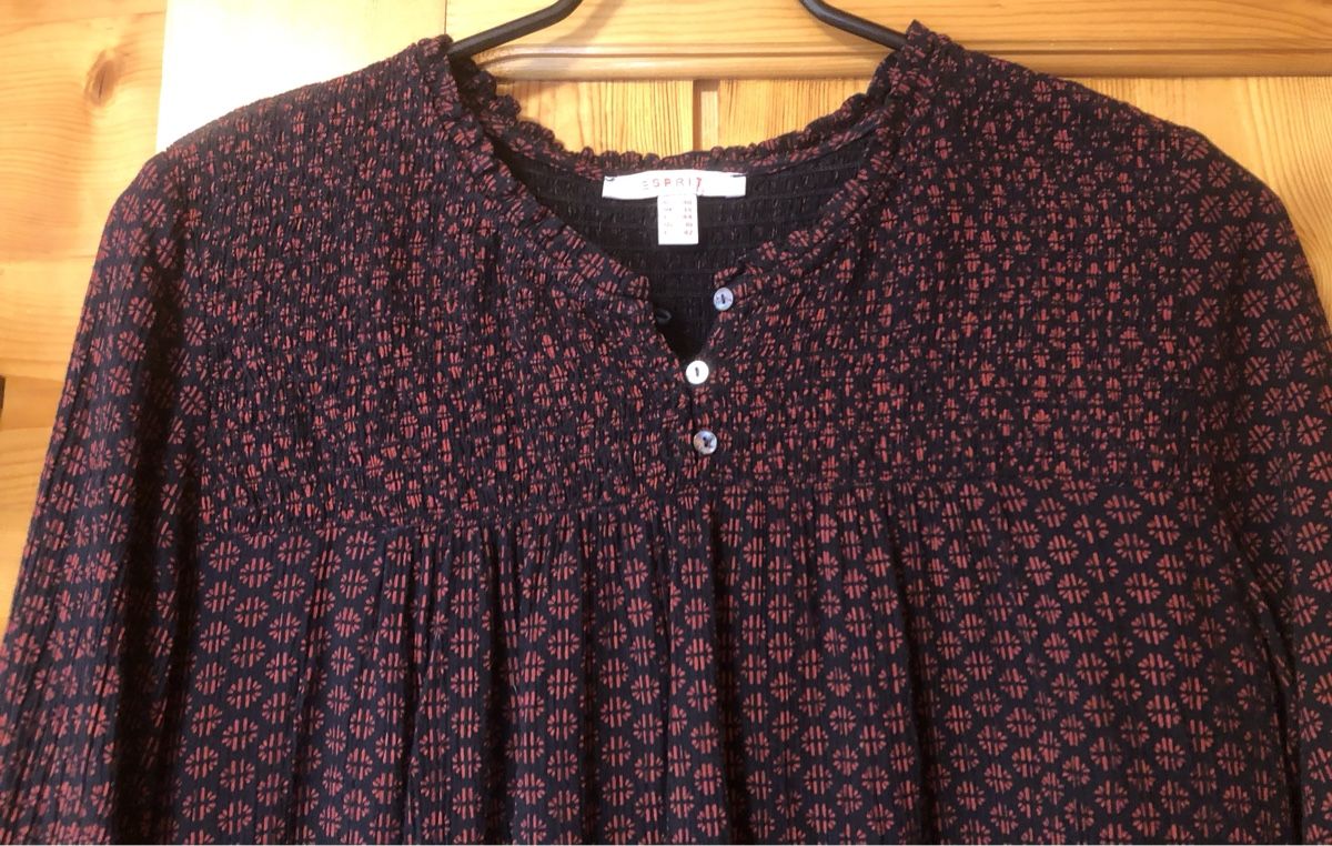 Esprit Camicette: *BLUSE* von Esprit, Gr.40 – Usato da Mühlebach (Goms) venduto da chr_q6d8 1
