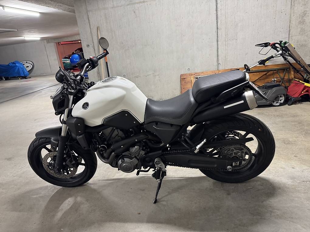 Yamaha Strada: Yamaha MT-03 2011 – Usato da Steffisburg venduto da jul_h5f7 1