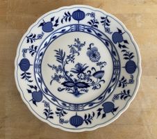Plate Bavaria Germany Onion Pattern good condition