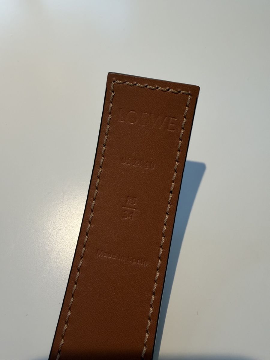 Loewe Ceintures: Loewe Belt Anagram Black/Brown – D'occasion à Zürich par dav_ylk6 8