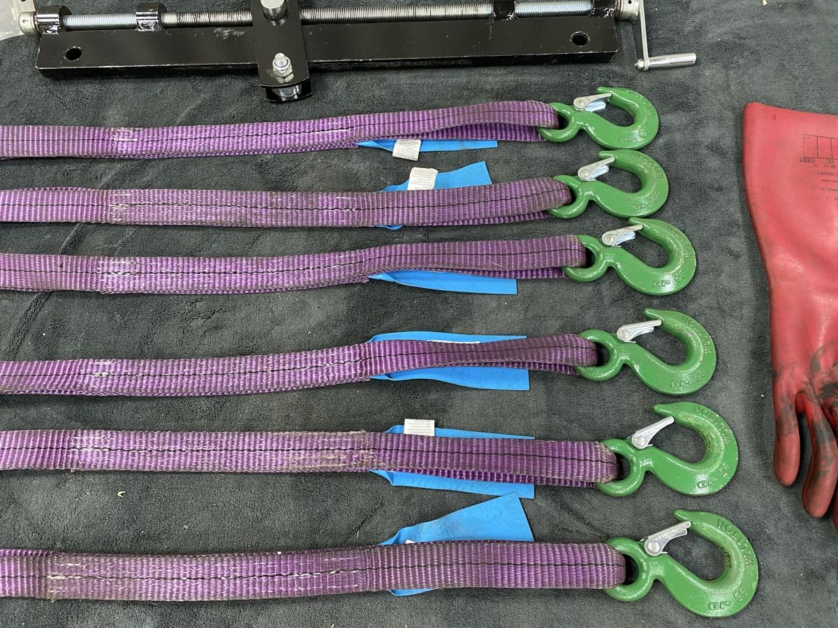 Tous les outils: Akkupaket-Hebevorrichtung – D'occasion à Hägglingen par Karin0802 2