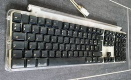 Clavier vintage Apple Pro, layout 'Azerty' (F) /parfait état