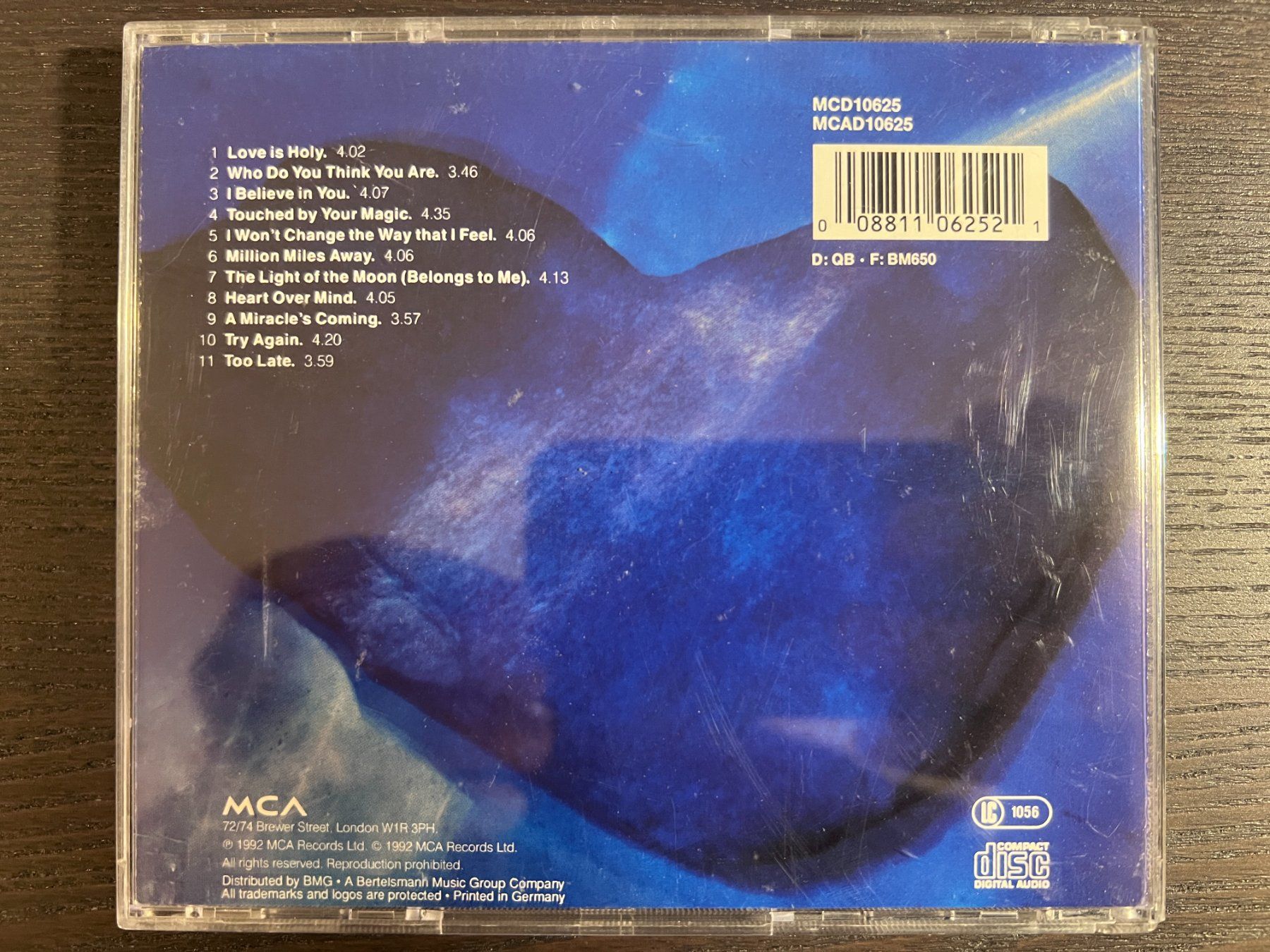 CD: Kim Wilde - Love is – Usato da Zürich venduto da MusikFreunde 1