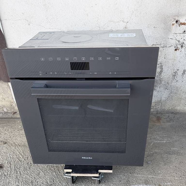 Miele Fours: Miele Backofen H 7460-60BP – D'occasion à Künten par buli76