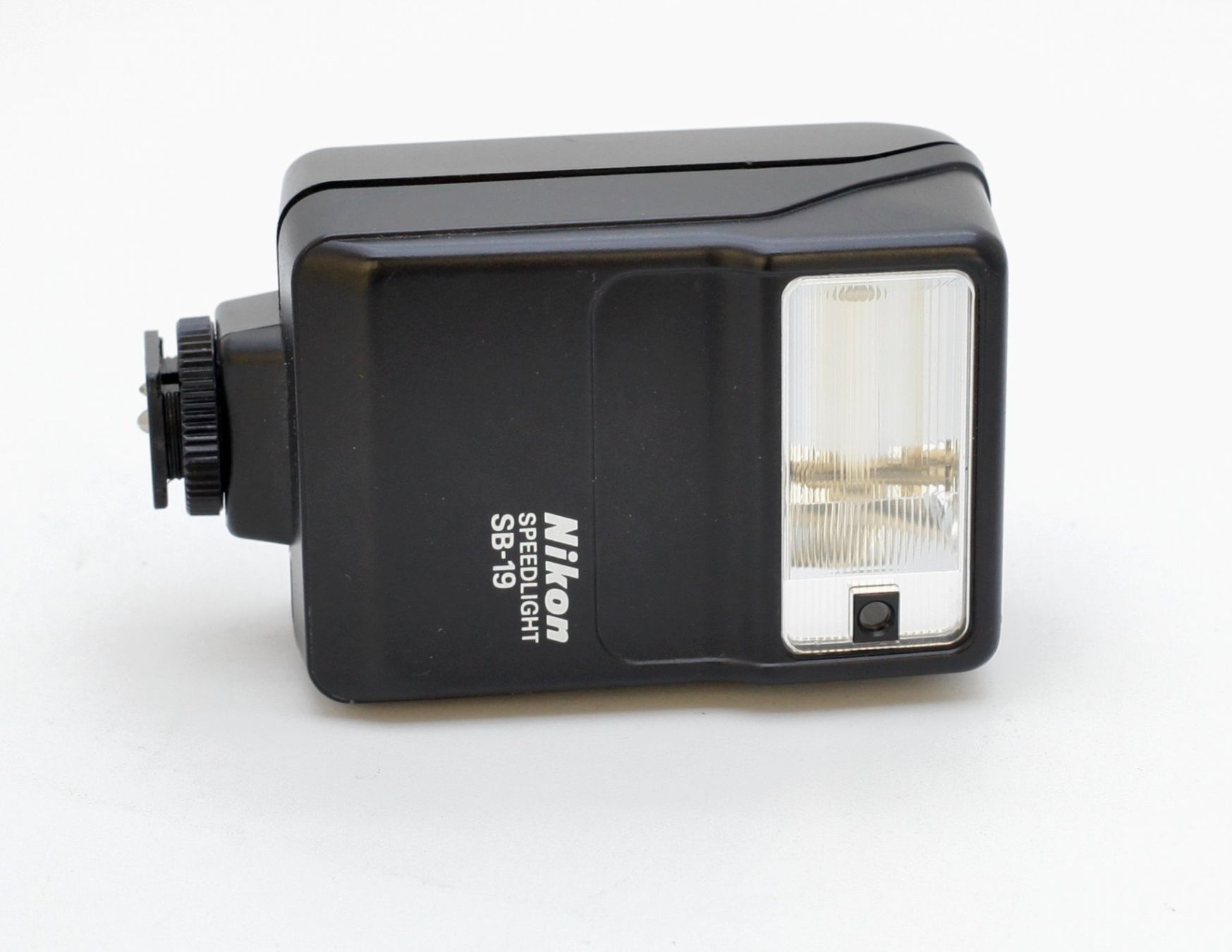 Nikon Flashs: Nikon Speedlight SB-19 – D'occasion à Birsfelden par Waldbrettspiel