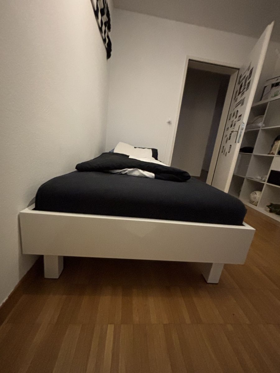 Pfister Letti: Bett mit Lattenrost  – Usato da Ebikon venduto da marinarade 1