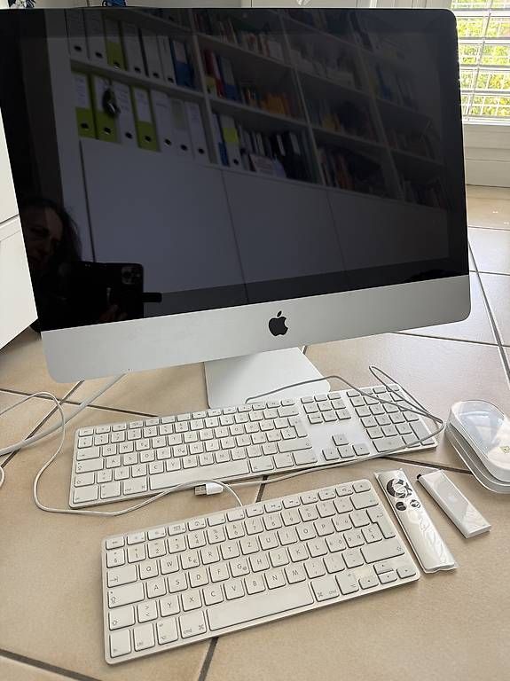 PC: Computer Apple Mac 2008 e vari accessori. – Usato da Massagno venduto da mar_htl6