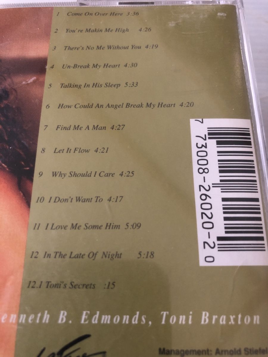 CD: Toni Braxton - Secrets (CD, 1996) – Usato da Flaach venduto da rubo7 2