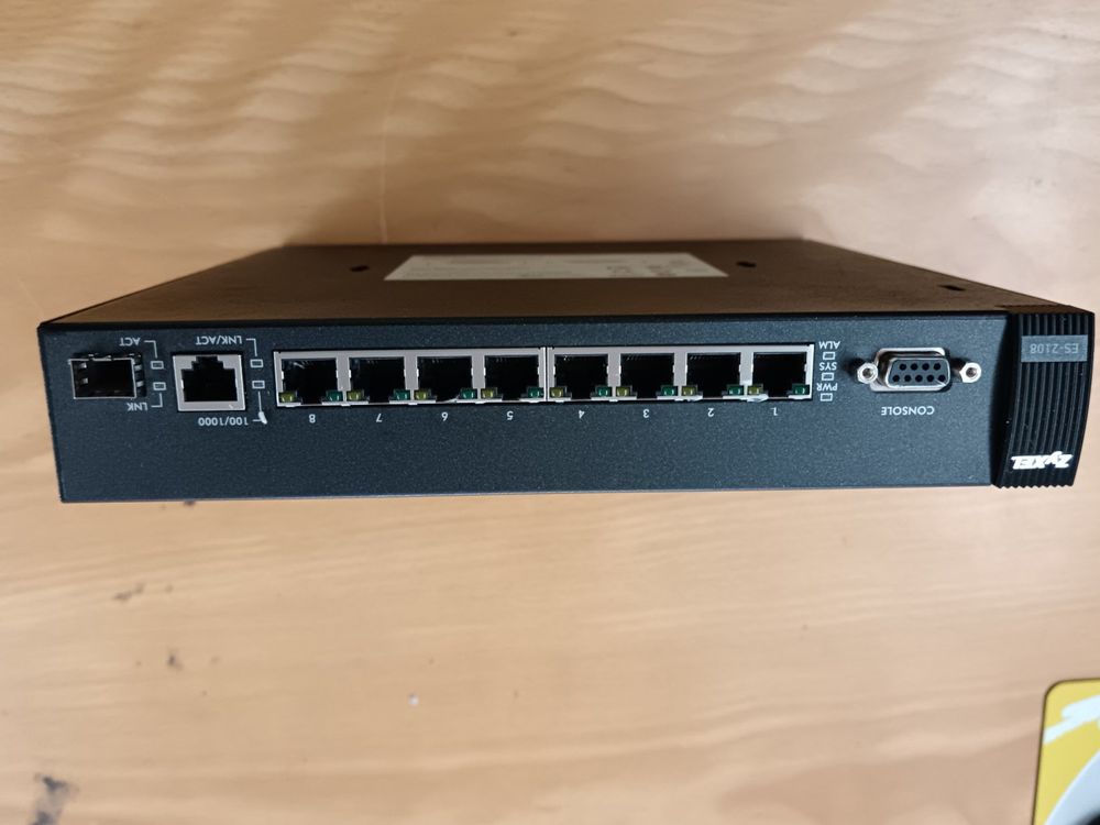 ZyXEL Es-2108-g 8-port intelligent Layer 2 Switch | Kaufen auf Ricardo