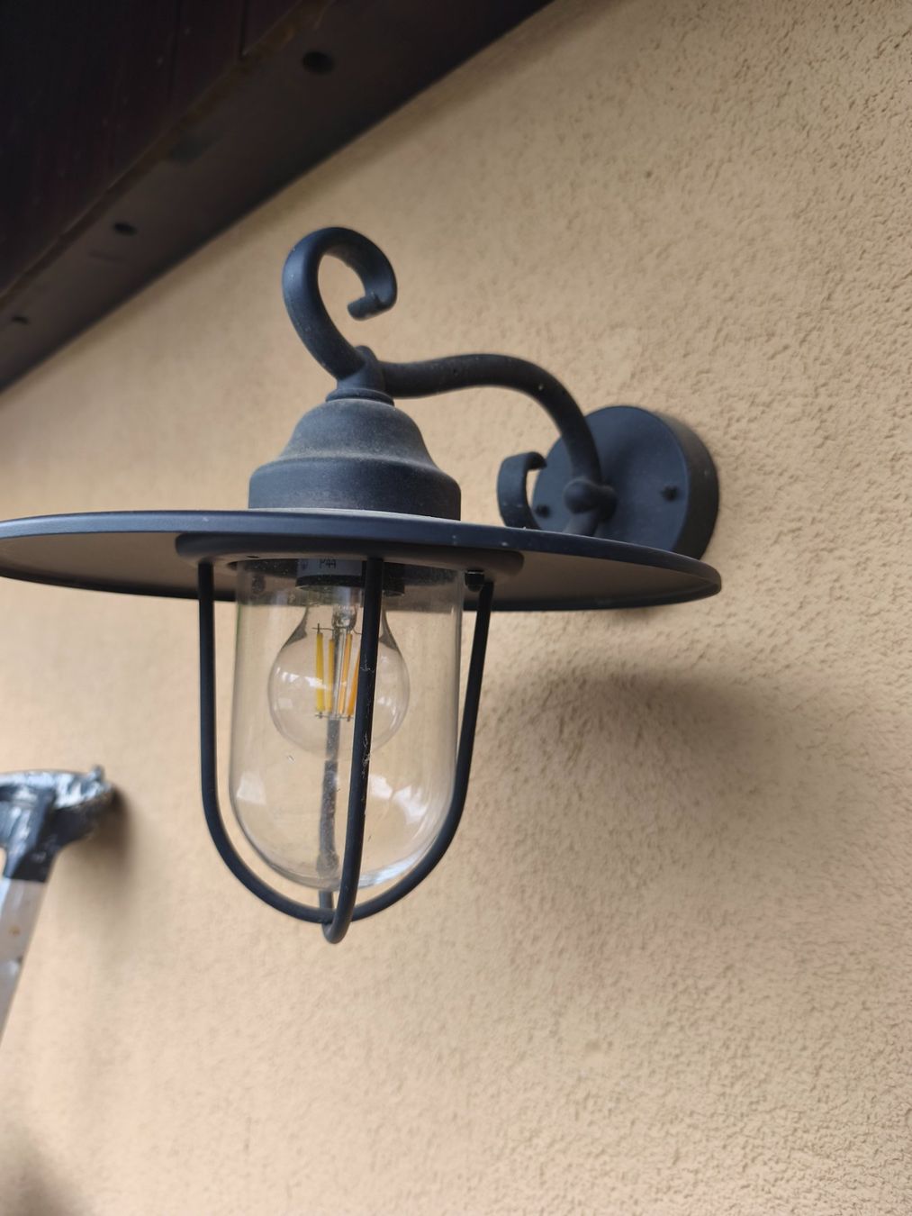 Philips Lampade: Stilvolle Aussenwandleuchte Philips – Usato da Rubigen venduto da HEIDA_82 2