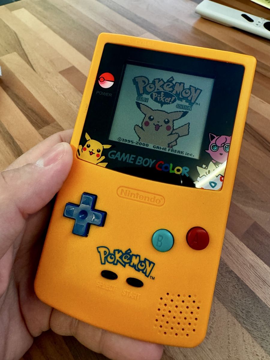 Nintendo Console: Nintendo Gameboy Color - Pokemon – Usato da Glattfelden venduto da Dani_Tanner