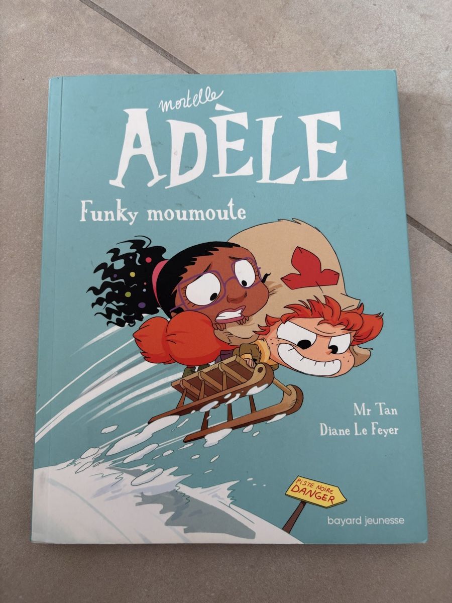 Livres: BD "Mortelle Adèle" Tome 1 Funky moumoute – D'occasion à Chéserex par Ramp0n