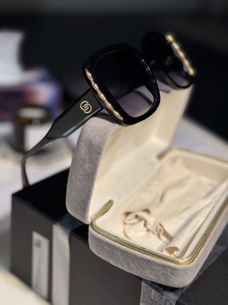 Elie Saab Occhiali & Lenti: Sunglasses Elie Saab – Usato da Zürich venduto da danamihaela12
