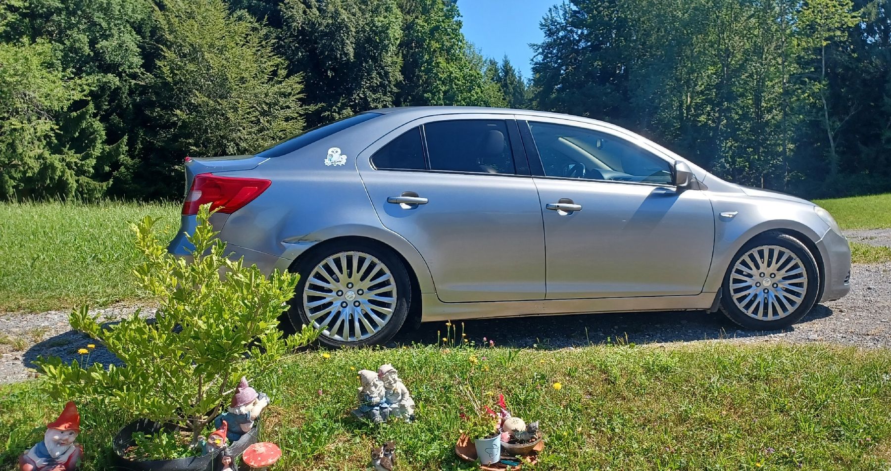 Suzuki Autos: Suzuki Kizashi 2.4l 4x4 – D'occasion à Stalden (Sarnen) par Riebli01 3