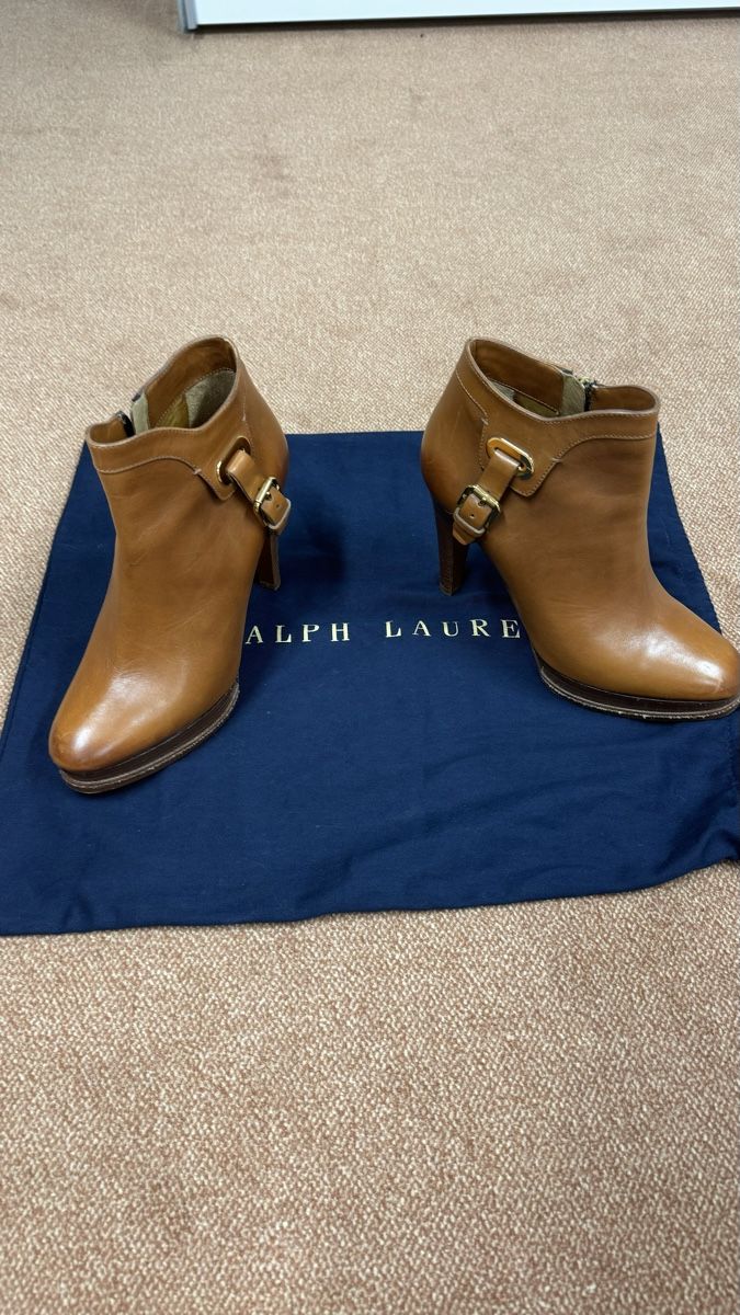 Ralph Lauren Scarpe da donna: Bottines Ralph Lauren – Nuovo (secondo la descrizione) da Nyon venduto da Swiss.quality 1