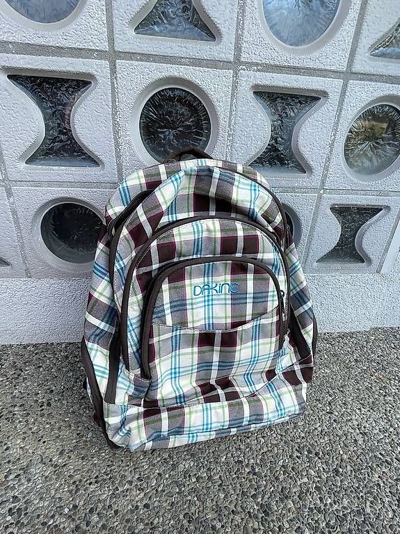 Dakine Zaini: Dakine Rucksack – Usato da Ittigen venduto da sel_fm7s