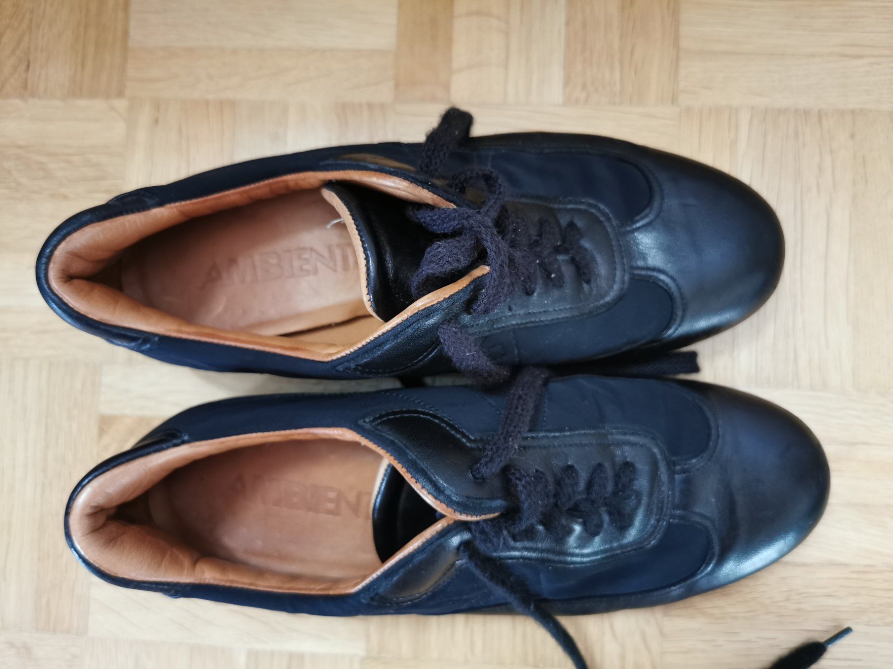 Scarpe da donna: Turnschuhe Ambiente ca. Gr. 37 – Usato da Stäfa venduto da flamingo_17 2
