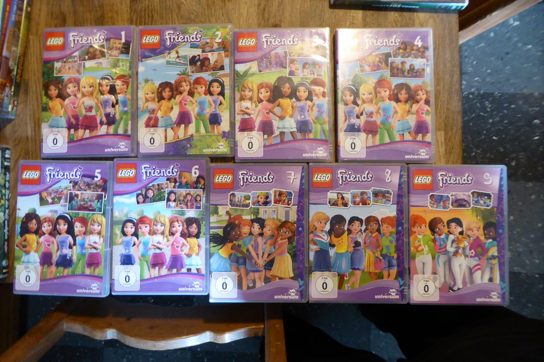 Tous les DVDs: DVD Sammlung Lego Friends 1-9 – D'occasion à Allschwil par Summelsarium