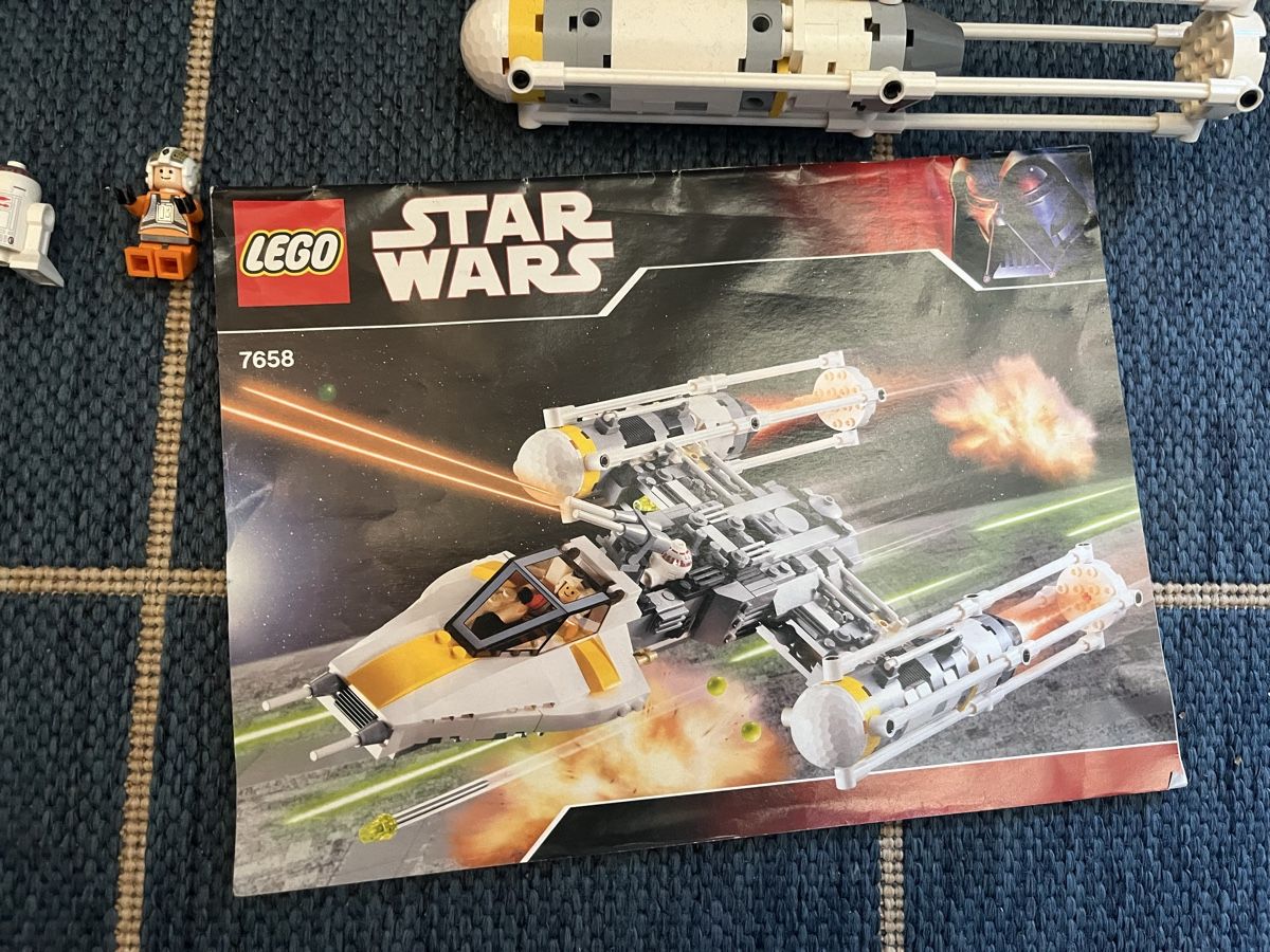 Lego Kit di costruzioni: Lego star wars y wing 7658 starfighter  – Usato da Echichens venduto da bra_rng8 2