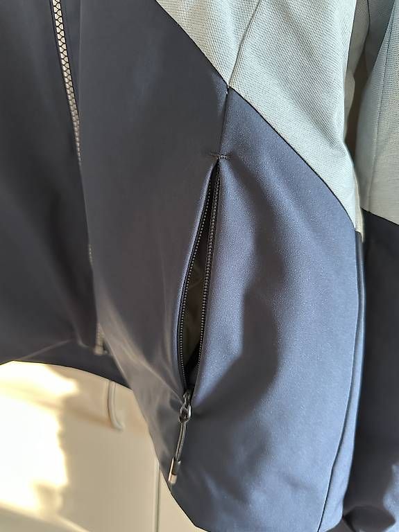 Ziener Giacche: Ziener Ski/Winterjacke – Nuovo (secondo la descrizione) da Rifferswil venduto da n.megert 4