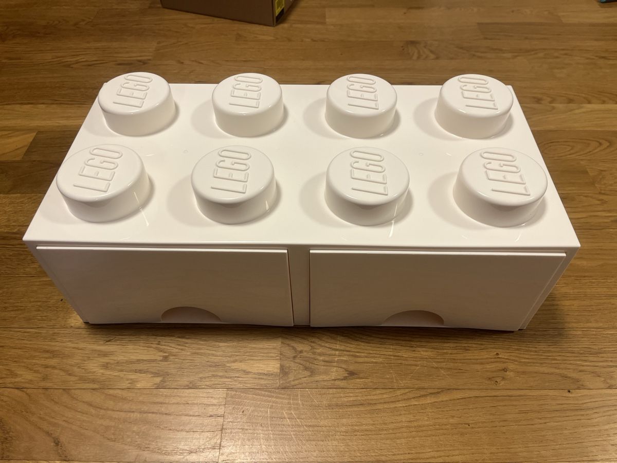 Lego Spielzeuge: Boîte de rangement LEGO® blanche – Gebraucht aus Tafers von gen_9jsb