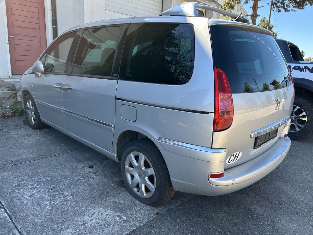 Peugeot Automobili: Peugeot 807 / 8 Plätzer – Usato da Wallbach venduto da SchnellAutomobile 1